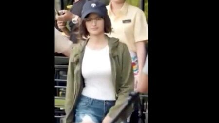 Homenaje a Liza Soberano: muslos y pecho