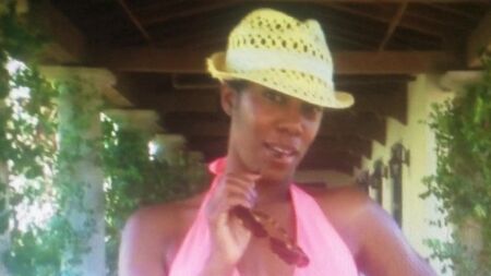 Christelyn Karazin: Fantasía con una MILF negra - Un polvo rápido