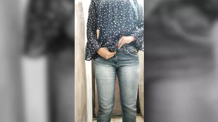 Parte 1: Audio en hindi con contenido explícito de Riya y su novio; chica india desi muy sexy