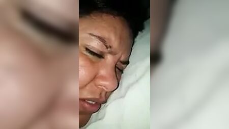 Dando el culo y llorando