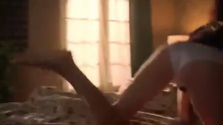 April Bowlby: «Sands Of Oblivion» (Booty Shot)