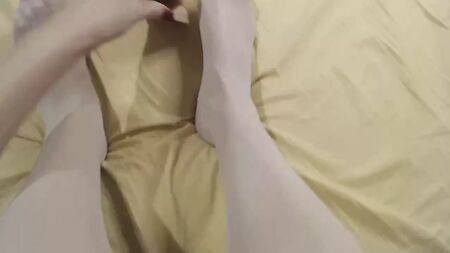 Juegos de fetichismo de pies con juguetes sexuales