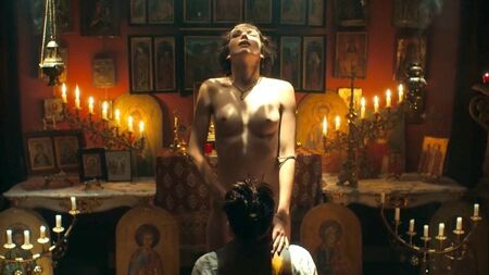 Gaite Jansen: Escenas de sexo explícito en «Peaky Blinders» - ScandalPlanet