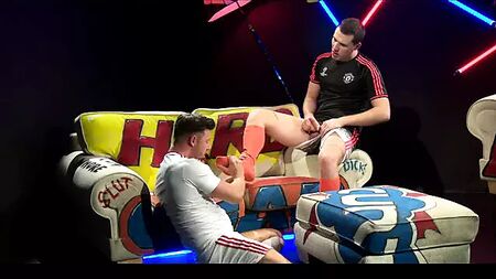 follar con calcetines de fútbol