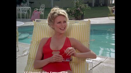 Cheryl Ladd: Escenas sensuales en bañador en 4K - Volumen 2