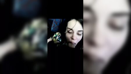 Billie Eilish chupa una polla