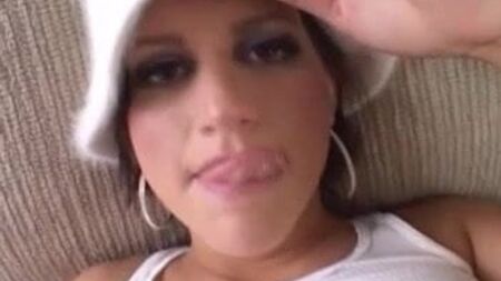 Follando a una chica blanca con un culo de infarto - Derty 24