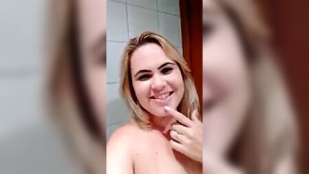 Mamá, ni siquiera me dejes masturbarme en paz