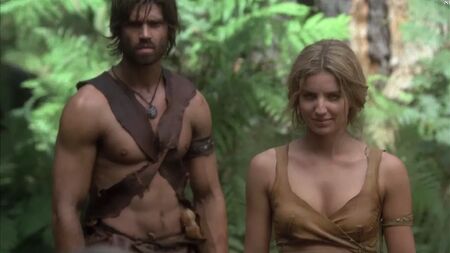 Annabelle Wallis - «El futuro perdido»