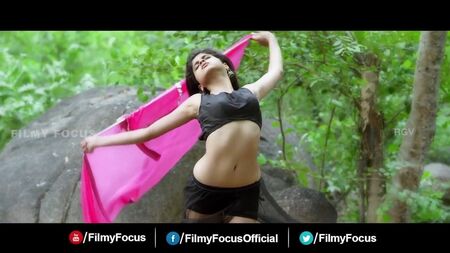 Vídeo musical de «Ice Cream 2 Ice Fruit» con Naveena y JD Chakravarthy,