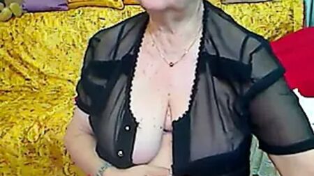 Una abuela de verdad por la webcam R20