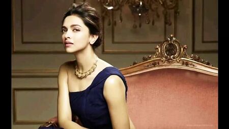 Relato erótico de fantasía con Deepika Padukone