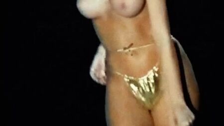 ASÍ SE HACE: baile erótico al estilo de los 80 con tacones