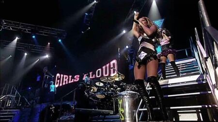 Cheryl Cole - Recopilatorio «Sexiest Greatest Hits Tour»