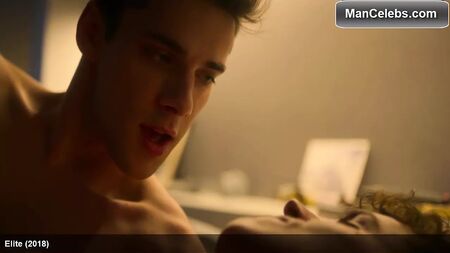 Miguel Bernardeau, un joven gay que se lo pasa en grande