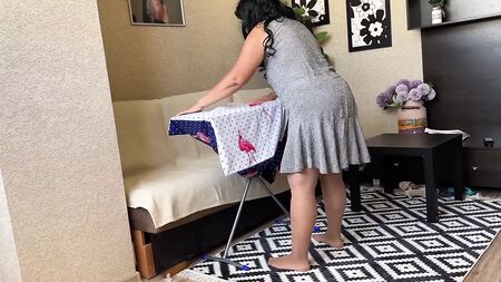 Las MILF tienen el mejor culo para el sexo anal. Maduras amateur