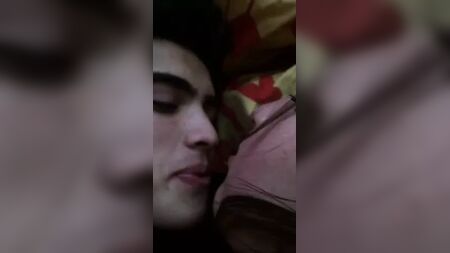 Ecem, dos jóvenes enamorados