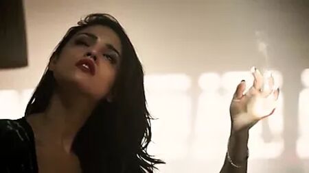 Eiza González - «Desde el atardecer hasta el amanecer», temporada 2, episodio 1