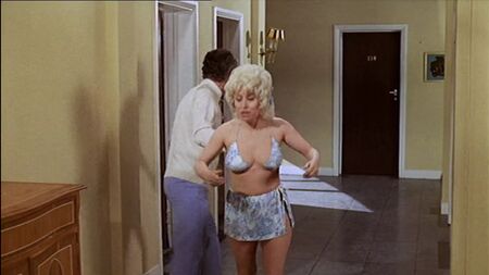 Lo mejor de las películas de «Carry On» con Barbara Windsor