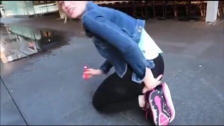 PvP Jeana nos enseña su trasero de infarto