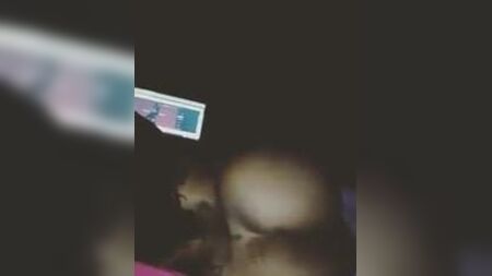 mamá sigue haciendo striptease