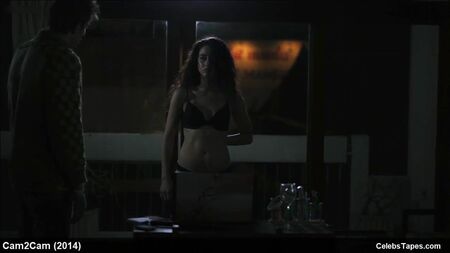 Jade Tailor, Martina Gunjaca y Sarah Bonrepaux en topless