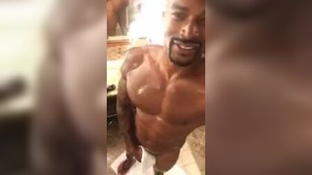 TYSON BECKFORD, el culo