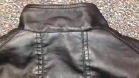 Chaqueta de imitación de cuero negra de Forever 21