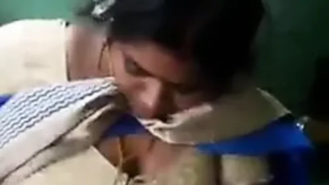 642px x 361px - Indian Big Boobs Aunty Sex In Resort