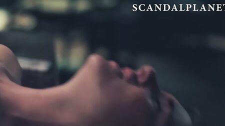 Shailene Woodley desnuda en una escena de sexo de «Endings, Beginnings»