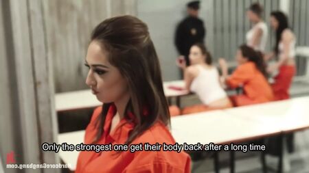 Historia con leyendas de Sissy: Prisioneros, parte 1