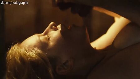 escena de sexo en la cama