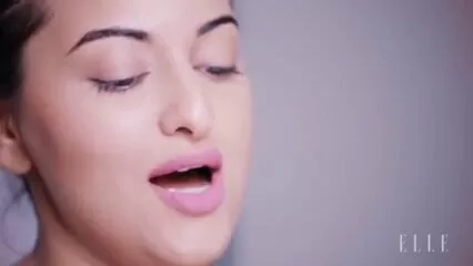 426px x 240px - Bollywood heroine Sonakshi Sinha xxx video