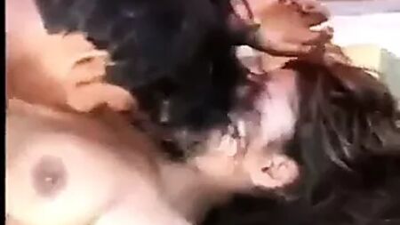 Sexo con chicas desi vírgenes