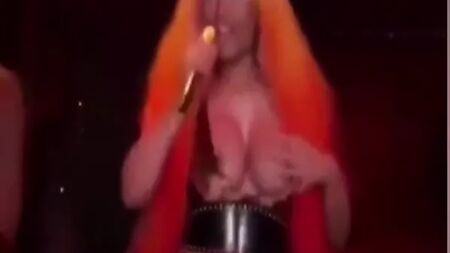 Nicki Minaj - Desliz