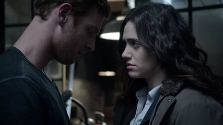 Escenas de sexo de Emmy Rossum en la temporada 4 de «Shameless»