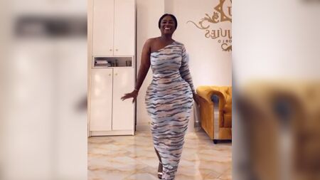 «Big is milf dancing»