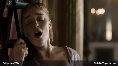 El vídeo sexual de Phoebe Dynevor