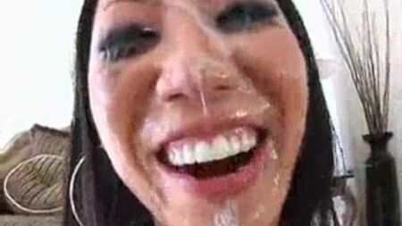 Tia Ling en la cara