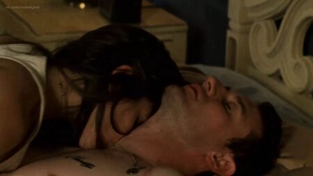 Jamie Lynn Sigler, «Beneath the Dark», escenas de sexo