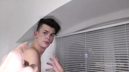 Follándose a una guarra
