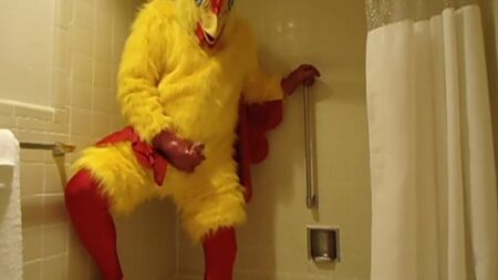 Disfraz de pollo con spandex y goma para masturbarse