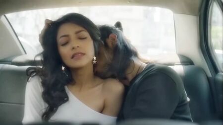 La actriz más guapa, Susmita Chatterjee: la escena de amor más sensual