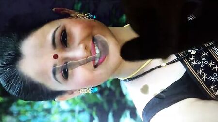 Semen caliente sobre Sonalika Joshi, también conocida como Madhabi Bhabi