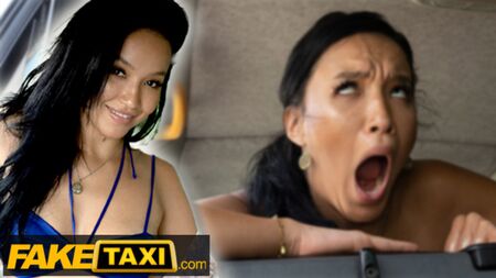 Fake Taxi: Asia Vargas, una chica en bikini, se desnuda en la parte trasera del taxi para deleite del conductor