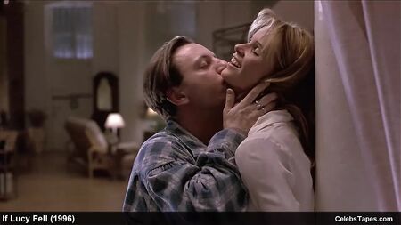 Lencería de Elle Macpherson y escenas de películas eróticas
