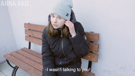 ¿Qué? ¿Quién eres tú? Quería chupársela a mi novio y ahora te la estoy chupando a ti