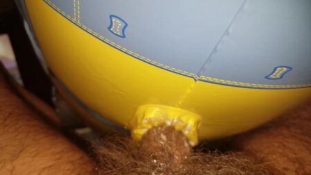 Minion hinchable teledirigido para follar