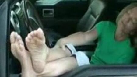 Los pies de Michelle Ryan (NFL)