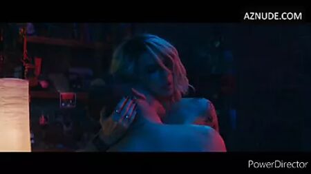 Escena de desnudo de Kate Beckinsale en «Jolt»